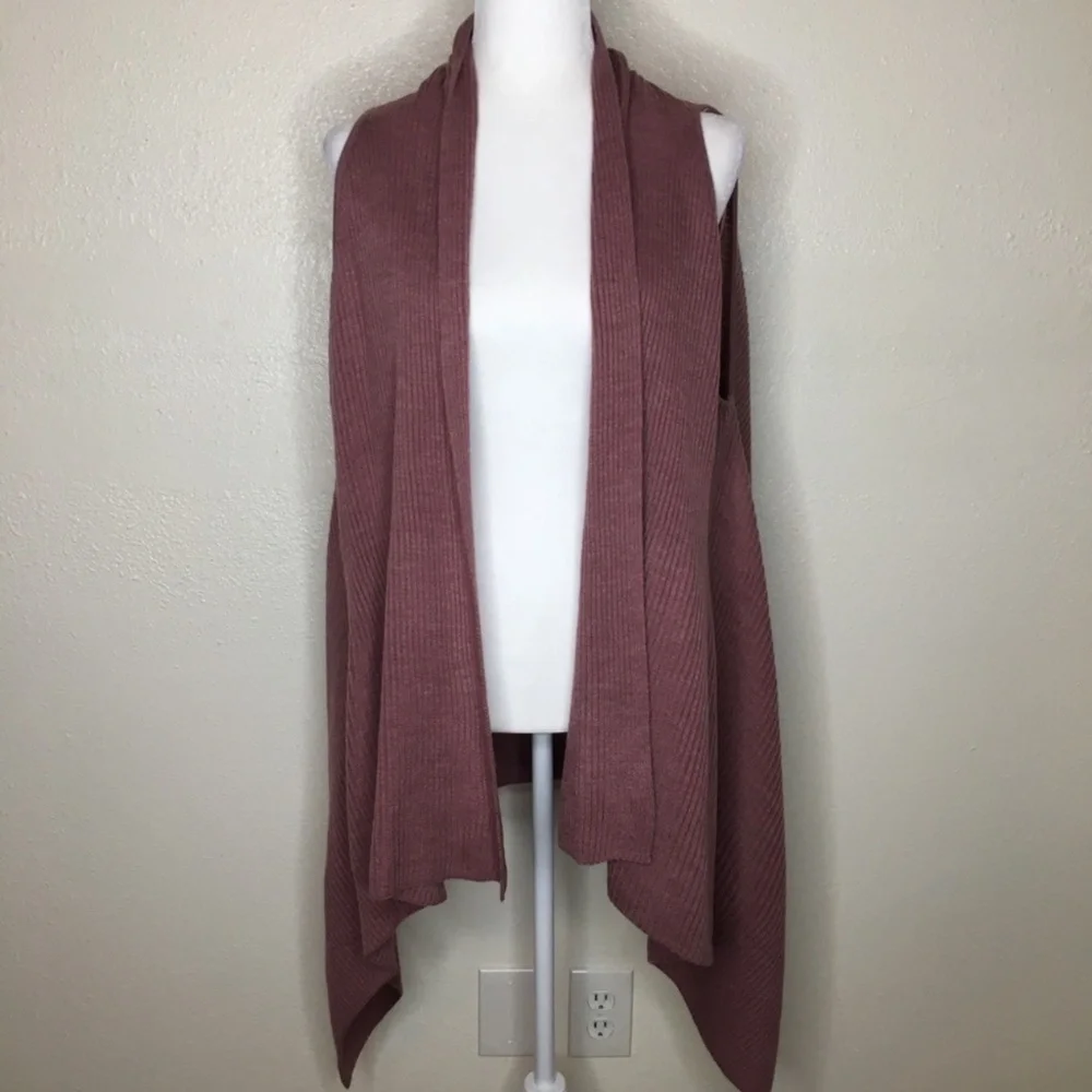 NEW LOFT Ribbed Cardigan Vest One Size